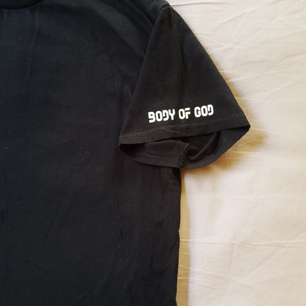 New BODY OF GOD Fitness T-Shirt. L - Picture 3 of 5